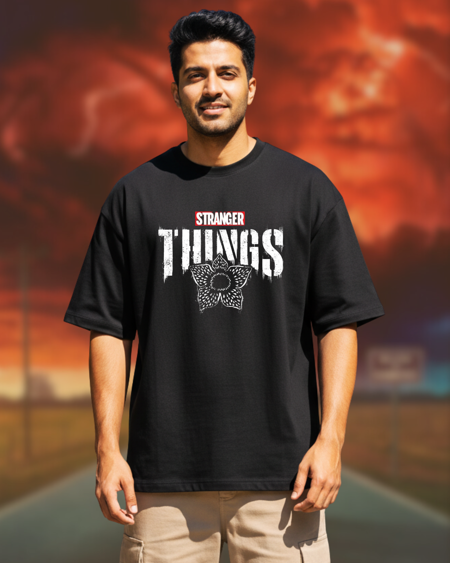 STRANGER THINGS OVERSIZE T-SHIRT